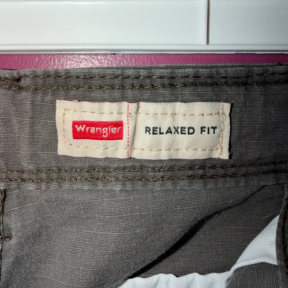 Wrangler Cargo Pants - Picture 6 of 7